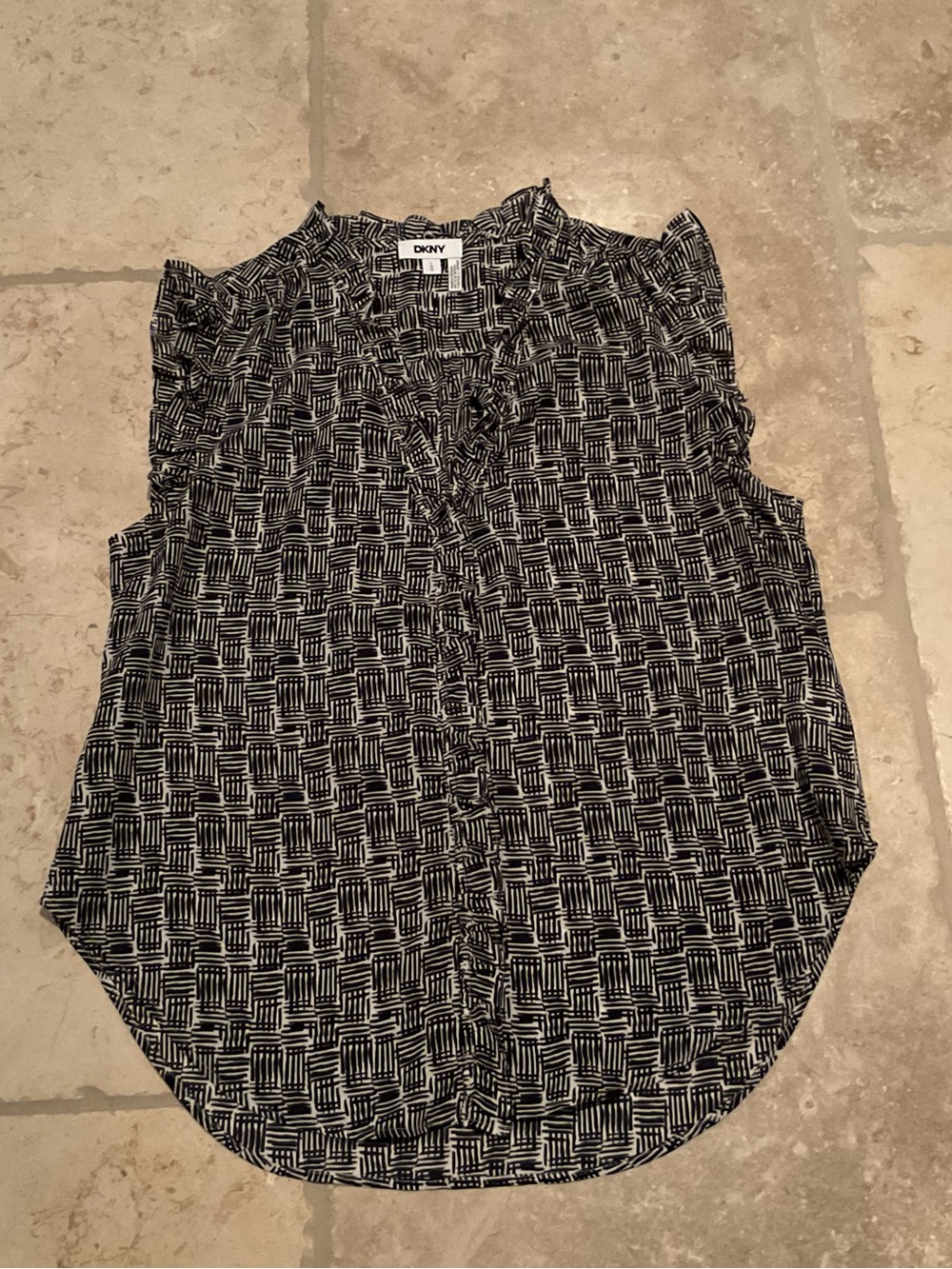 DKNY Black & White Geometric Ruffle Sleeve Blouse L NWT